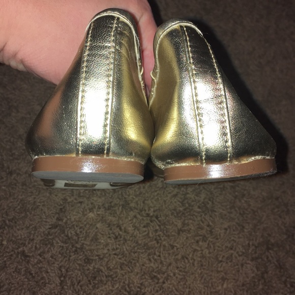 Lord & Taylor Dressen Ballet Flats - Lite Gold 9 - Picture 5 of 8